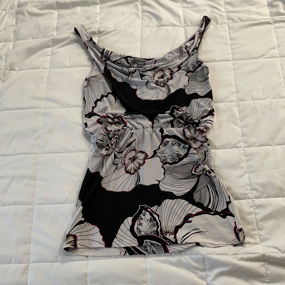 White House black market top
